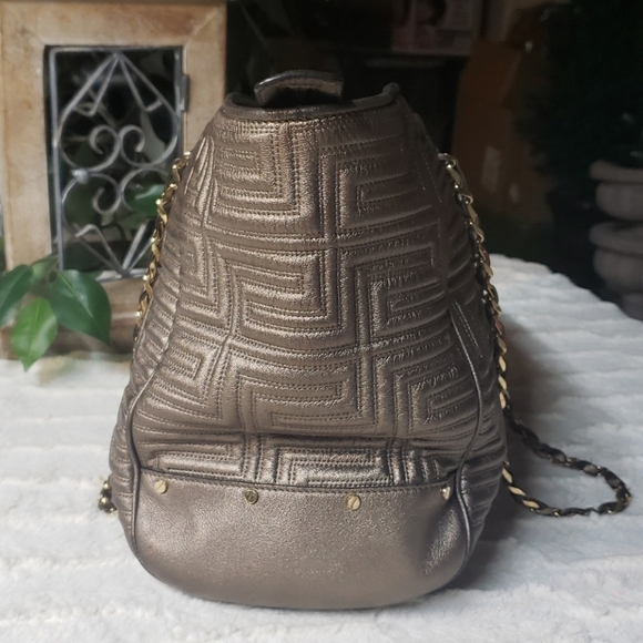 💋TRADED 💋Versace handbag 👜 - Picture 3 of 15